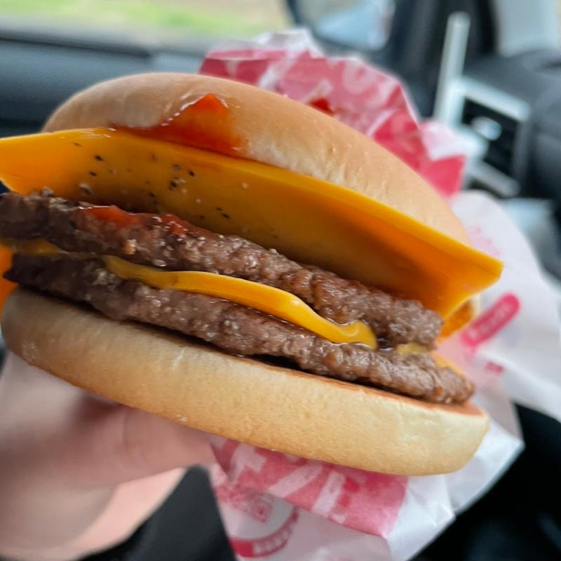 チーズバーガー(マクドナルド 五泉店 )