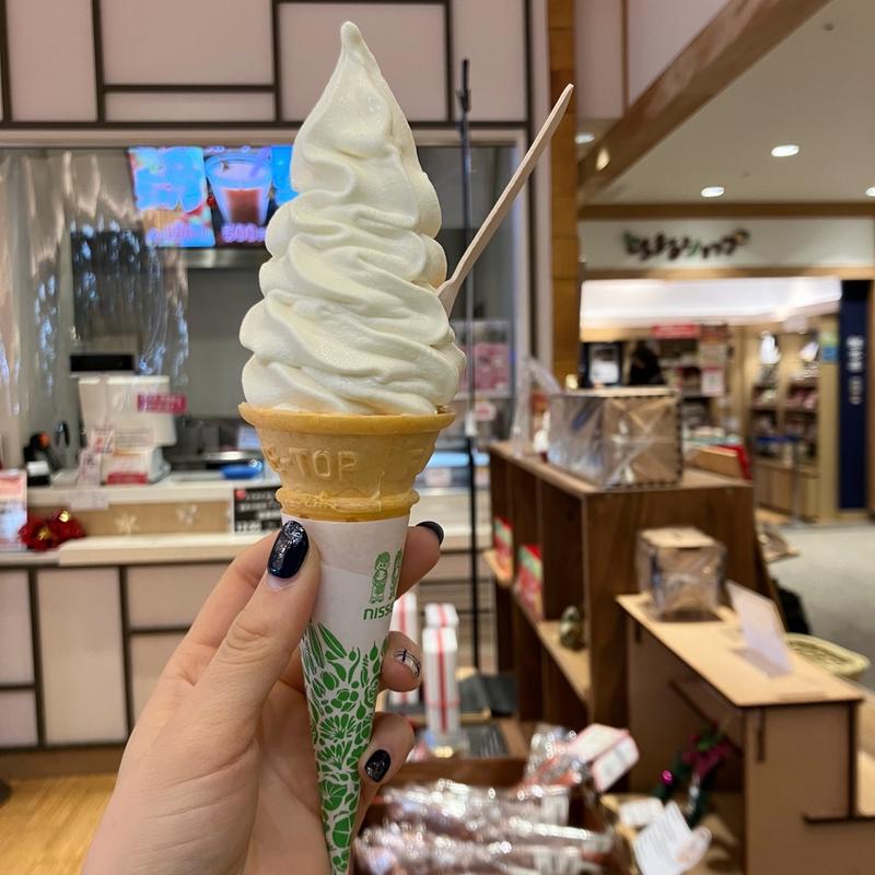 レモン牛乳ソフトクリーム(とちまるショップ)