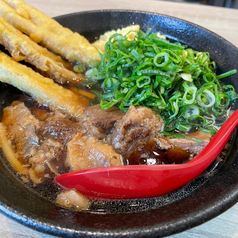 肉うどん＋ごぼう天(小倉名物肉うどんけんちゃん)