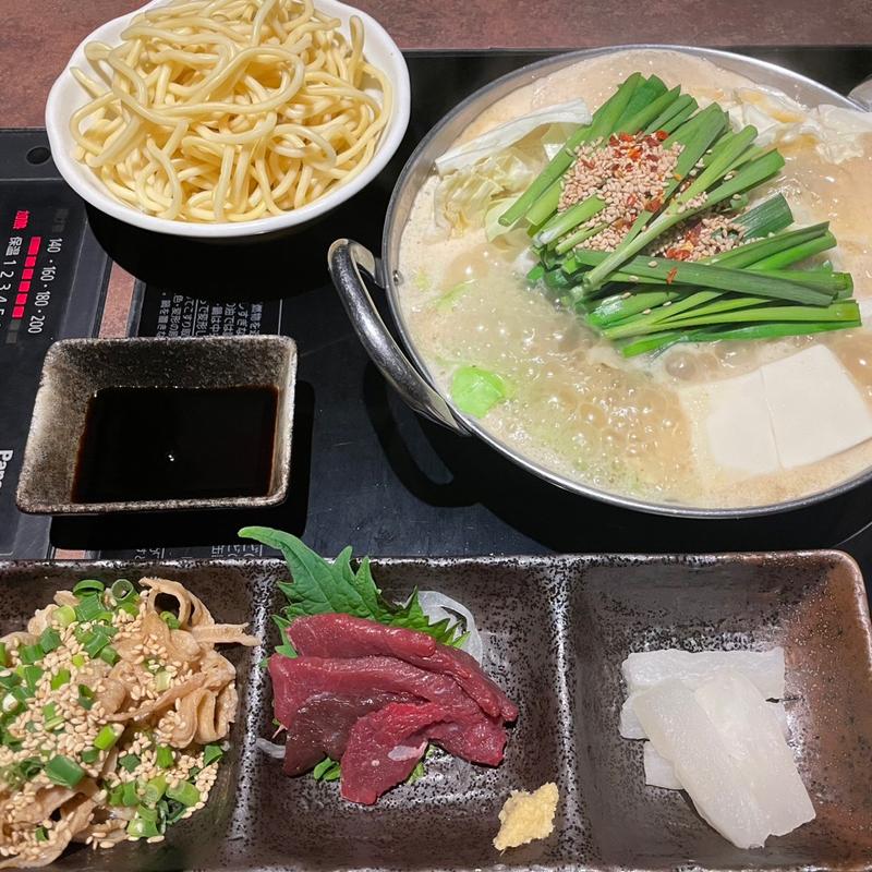 もつ鍋御膳　みそ味(博多 もつ鍋 おおやま 横浜店)