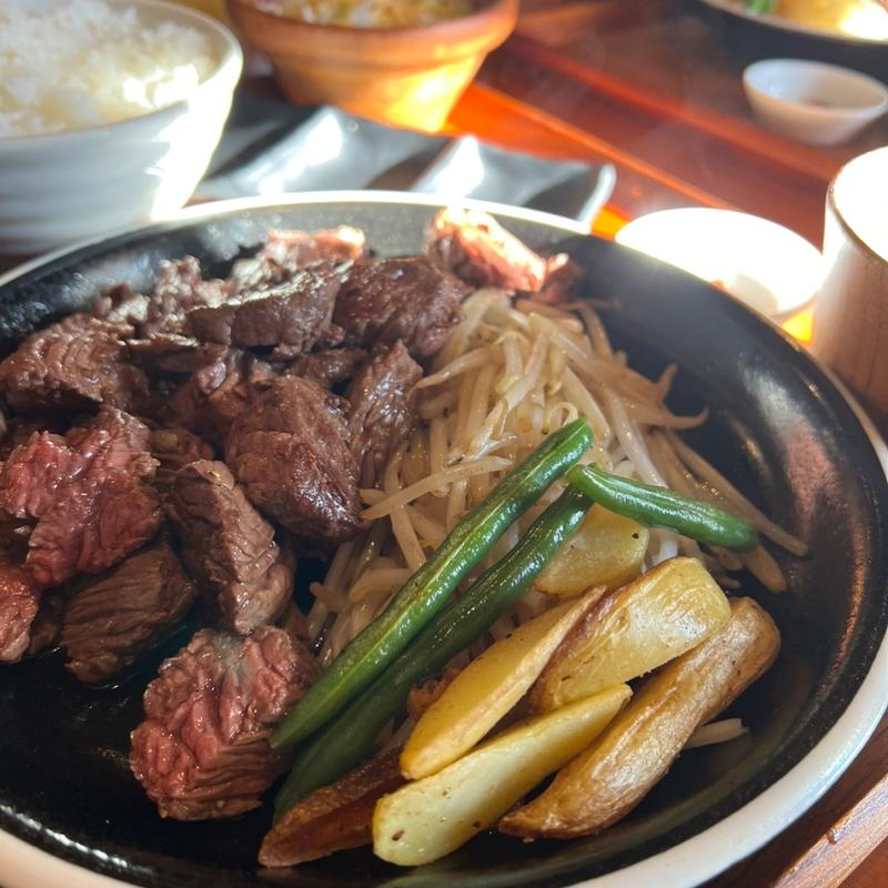 番人ステーキ定食300g(ステーキ食堂 肉の番人)