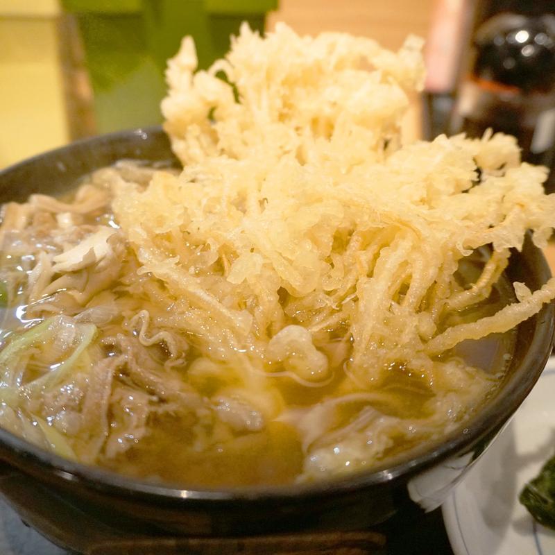 牛肉としめじのすき焼きみたいなうどん えのきの天ぷらの花が咲くスペシャル(ウエスト 天神店)