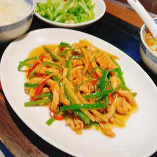 青椒肉絲(漢陽楼 （カンヨウロウ）)