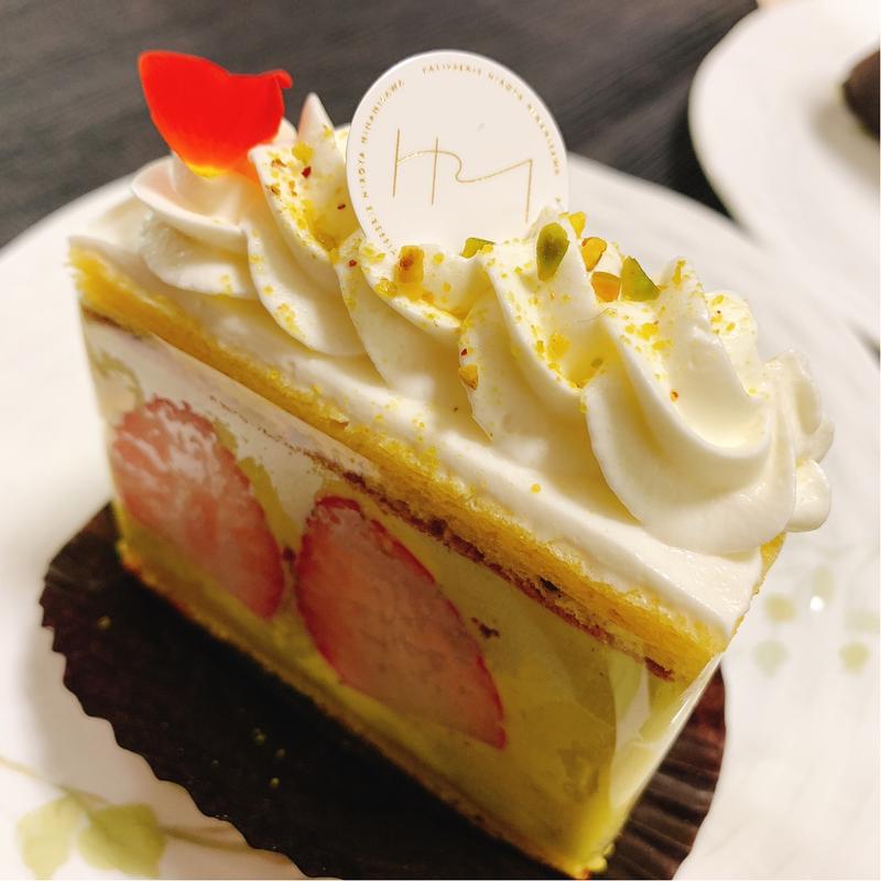 フレジエ(パティスリー・ヒロヤ・ミナミサワ)