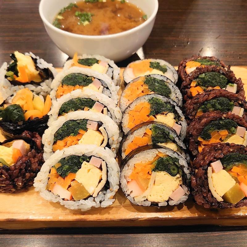 明洞のり巻き(明洞のり巻き新大久保店)