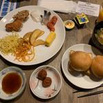 朝食