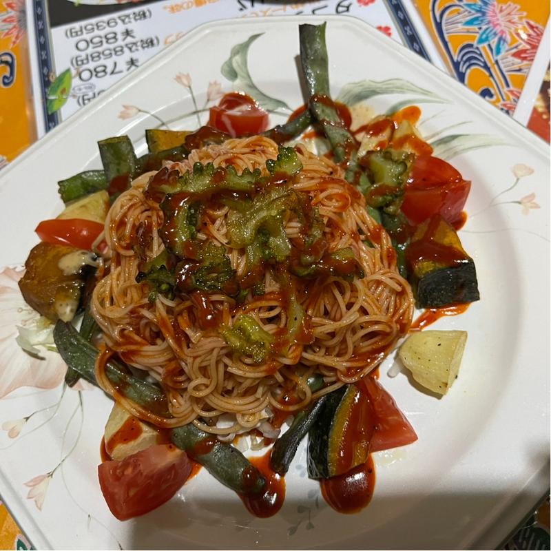 ソーメンの辛いサラダ(めんそーれ )