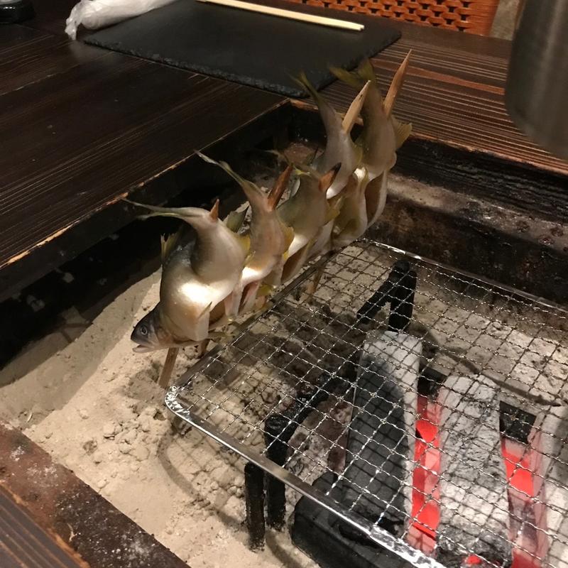 鮎（炉端焼き）(囲炉裏料理 うな革 和なり)