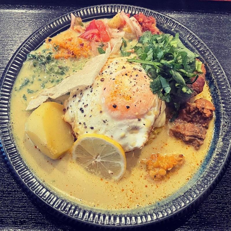 (スパイスカレー キテレツ)