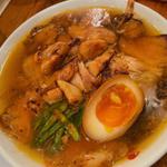 焼豚ラーメン、ニンニク(焼豚ラーメン三條 葛飾店)