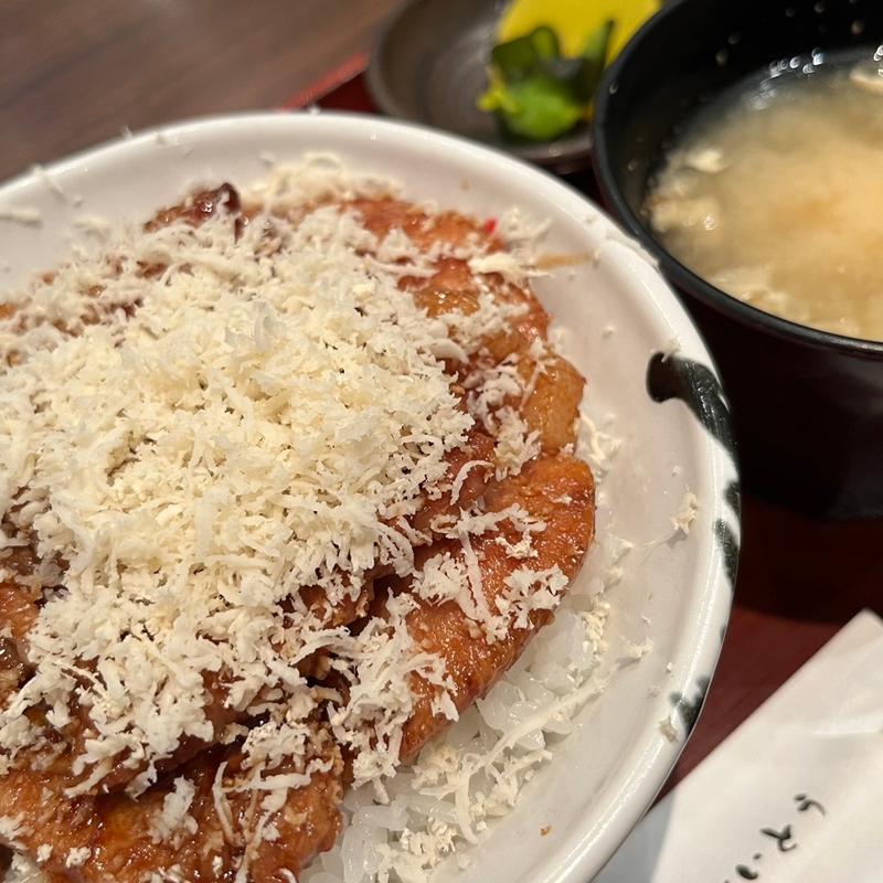 山わさび豚丼(ドライブインいとう 新千歳空港店)