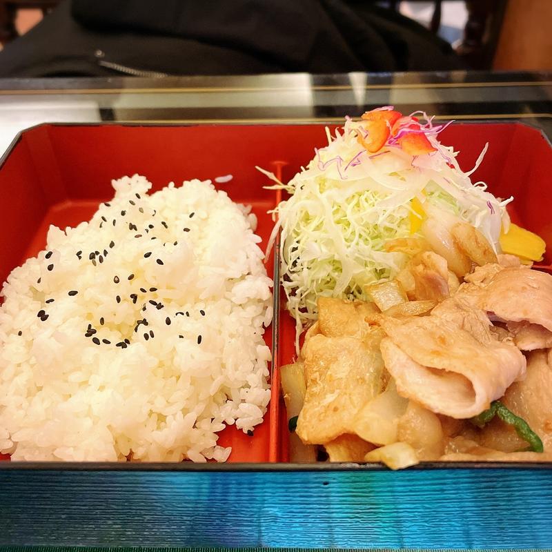 生姜焼弁当(ぱーくあべにゅー)