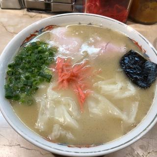 ワンタン麺(元祖小倉名物の絶品久留米ラーメン 東洋軒 直方店)