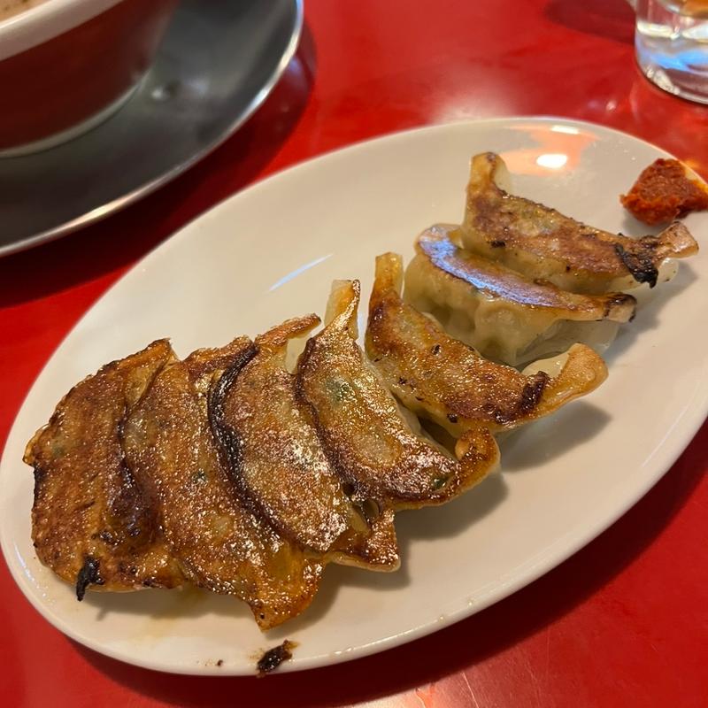 餃子(ラーメン　赤組 （あかぐみ）)