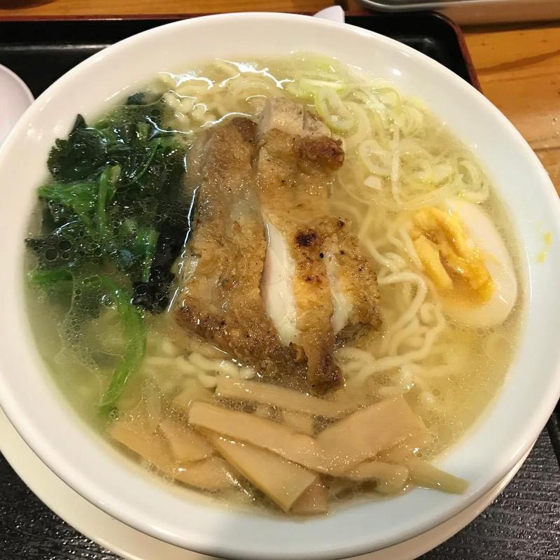 炭火焼き地鶏塩らーめん(新宿めんや 風花)