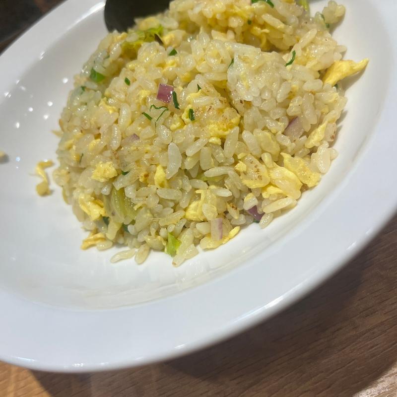 レタス半チャーハン　土曜限定(らーめん銕-くろがね-)