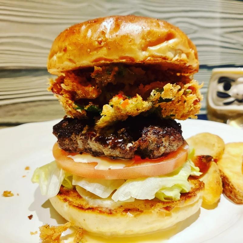 かずのこの大葉包みフライのせバーガー(だるま珈琲)