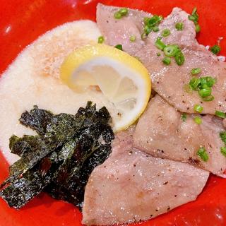 牛タンとろろ丼(仙臺たんや利久 イオンモール広島府中店)