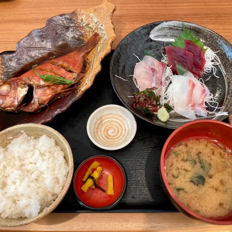 (田舎レストランじんべえ)