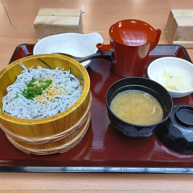 釜揚げしらす丼のだし茶漬け(大江戸温泉物語 仙台コロナの湯)