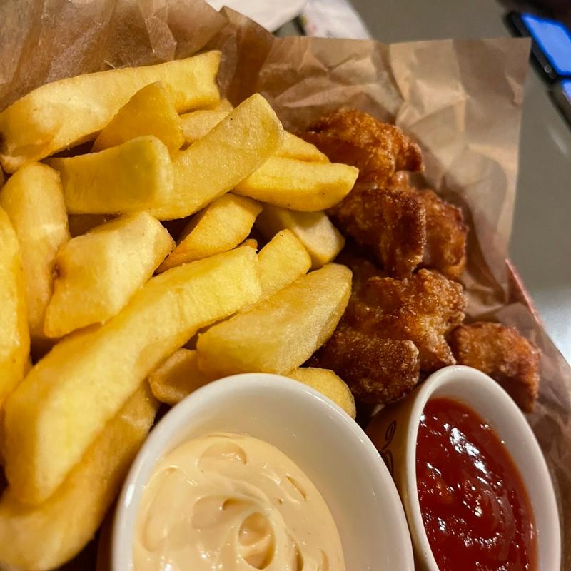 ザンギ&ポテト(びっくりドンキー りうぼう天久店 （びっくりドンキー（りうぼう天久店））)