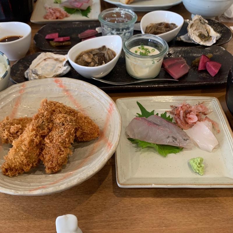 カキフライ定食(階段ノ上ノ食堂 )