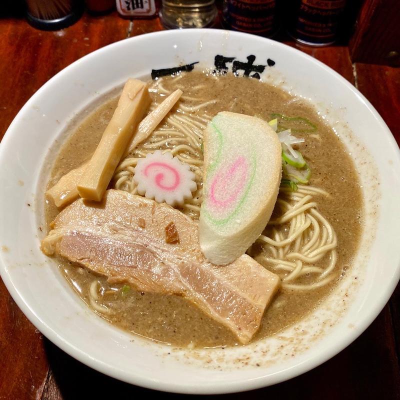 九代目煮干そば「極」改〜超濃厚豚骨鶏白湯(一球)