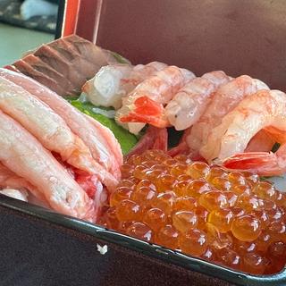 海鮮丼　大盛り(亀島亭)