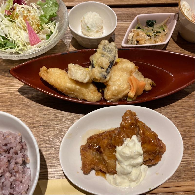 (梅田 阪急三番街 リバーカフェ)