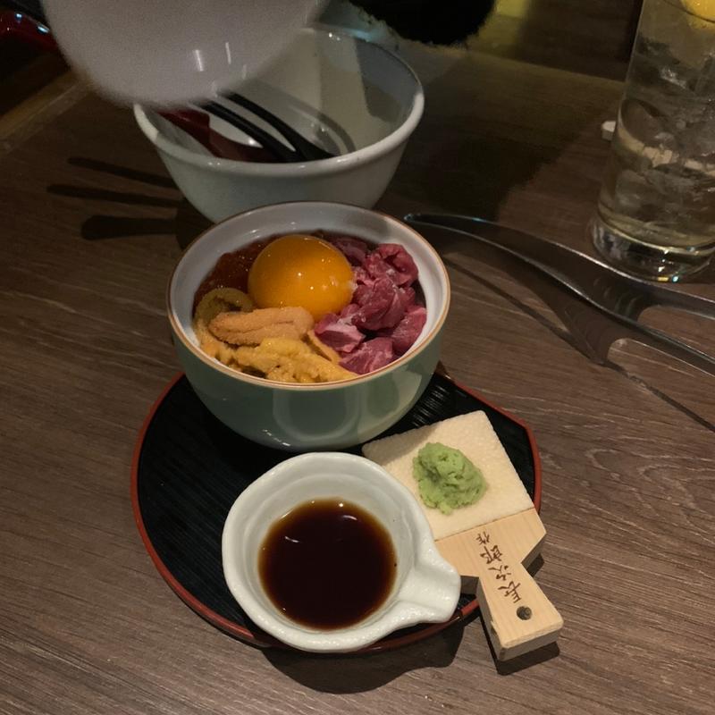 名物まぼたん飯(肉亭 まぼたん)