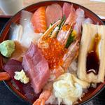 特選女川丼(お魚いちば おかせい)
