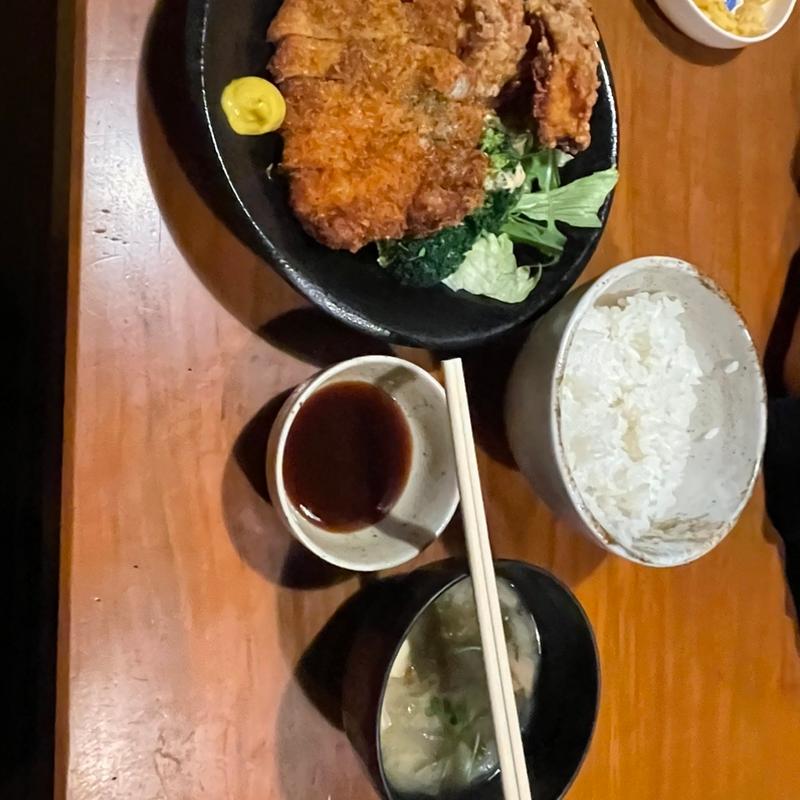 ロースカツ唐揚げランチ(コウコウ （KOHKOH）)