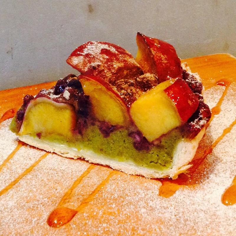 サツマイモとカボチャのタルト(フェブラリーカフェ （FEBRUARY CAFE）)