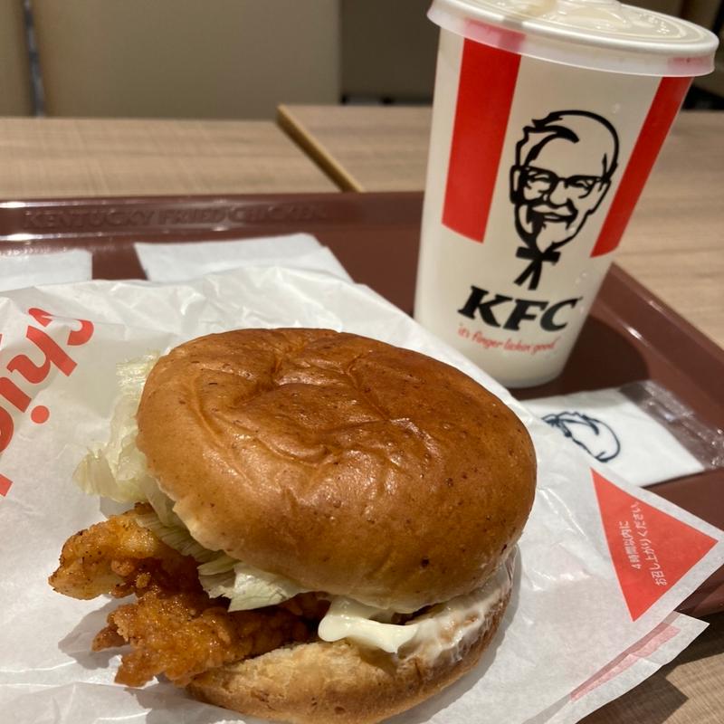 チキンフィレサンドとレモネード(ケンタッキーフライドチキン名谷店)