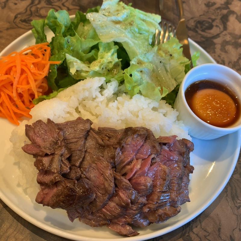 ハラミステーキ丼(FruitsPalor FERNA)