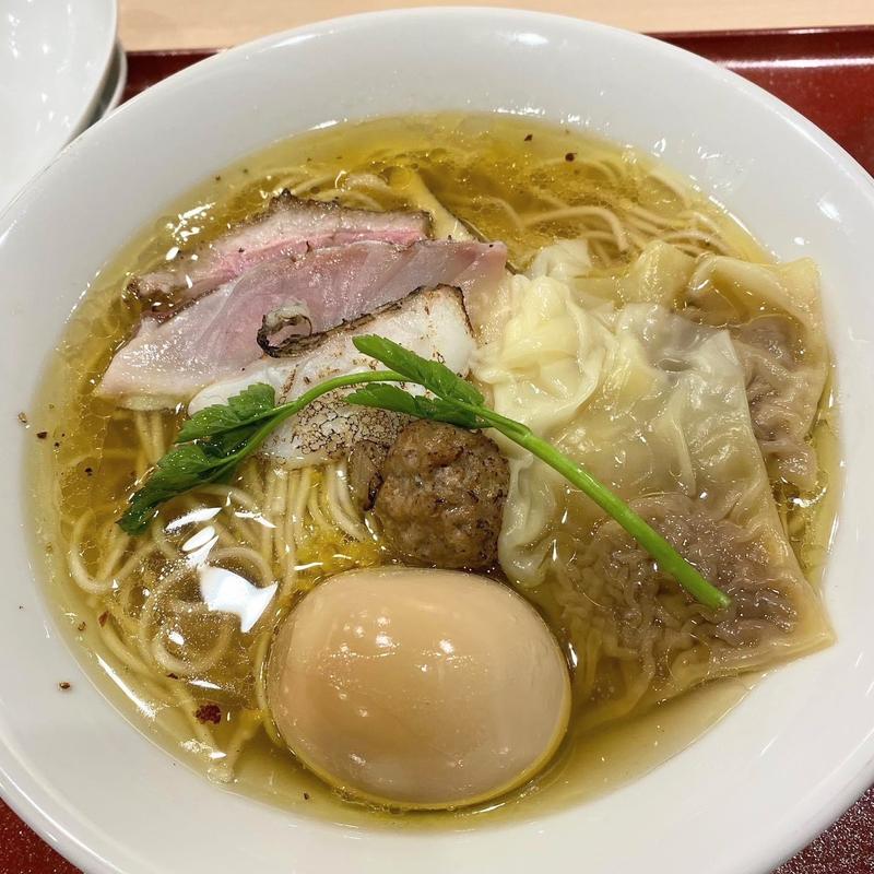 平戸産やきあごそば〜明石産天然鯛・山椒の香りをそえて(麦と麺助 新梅田中津店)