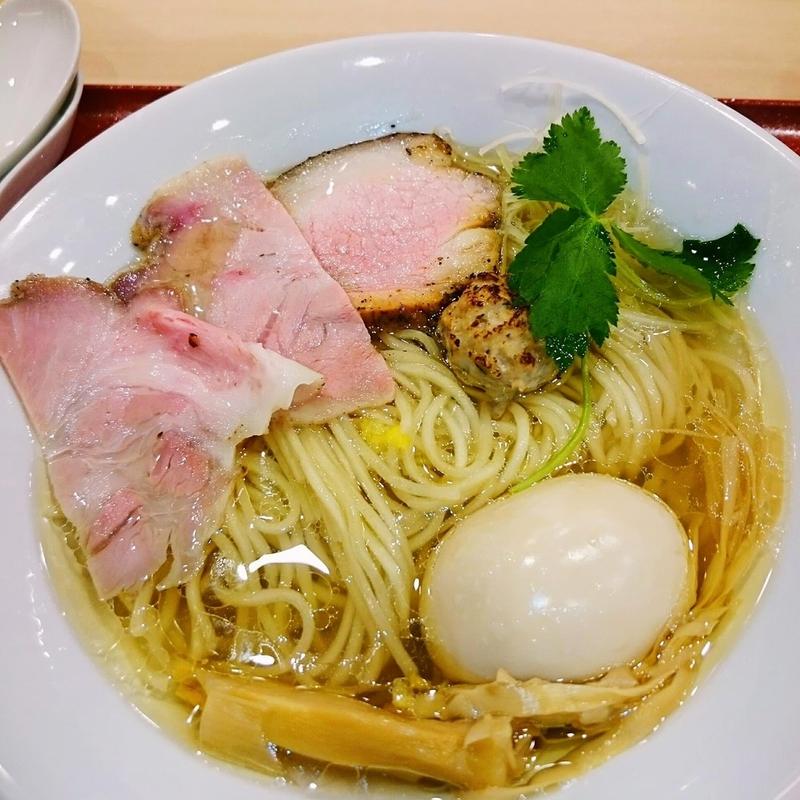 味玉イリコそば(麦と麺助 新梅田中津店)