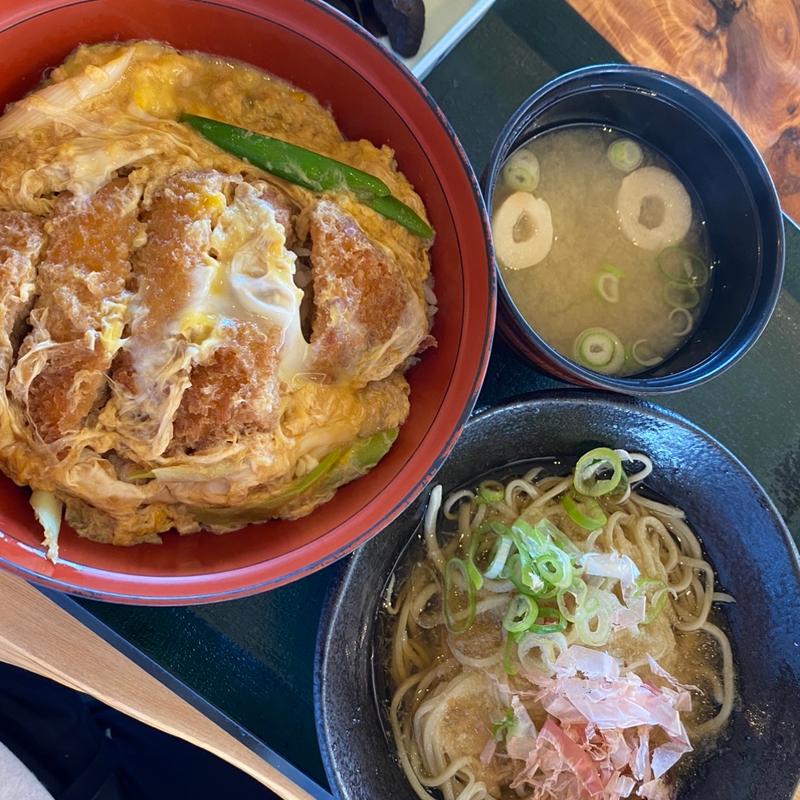 (丸岡二八そば 大宮亭 （まるおかにはちそば おおみやてい）)