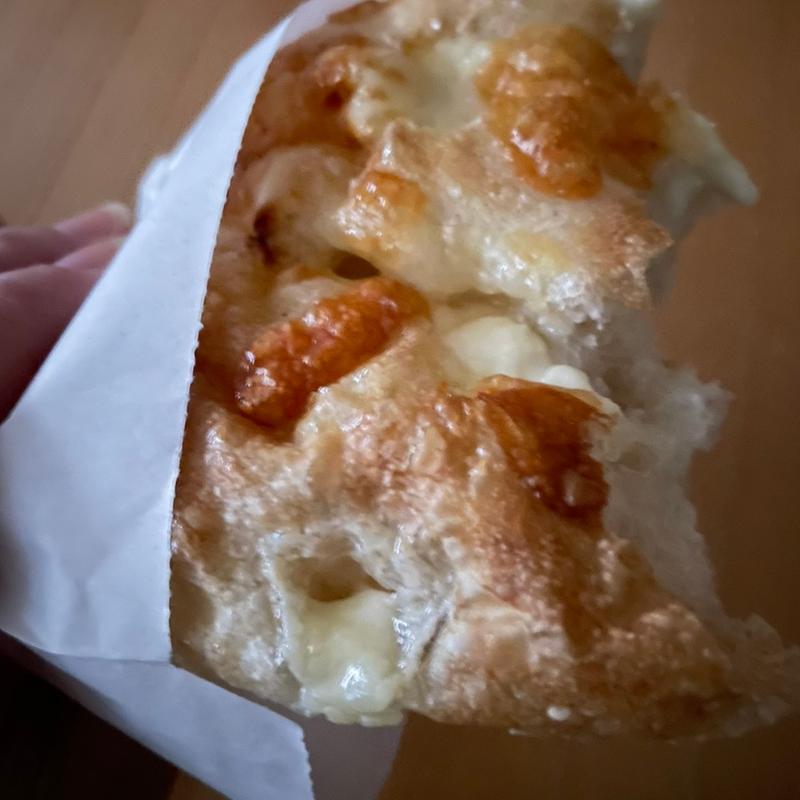 チーズパン(石窯パン工房 サフラン 女池店)