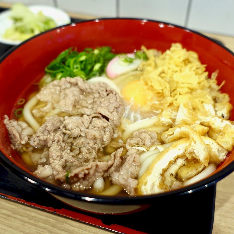 肉うどんセット+きざみ+生玉子(あめや)