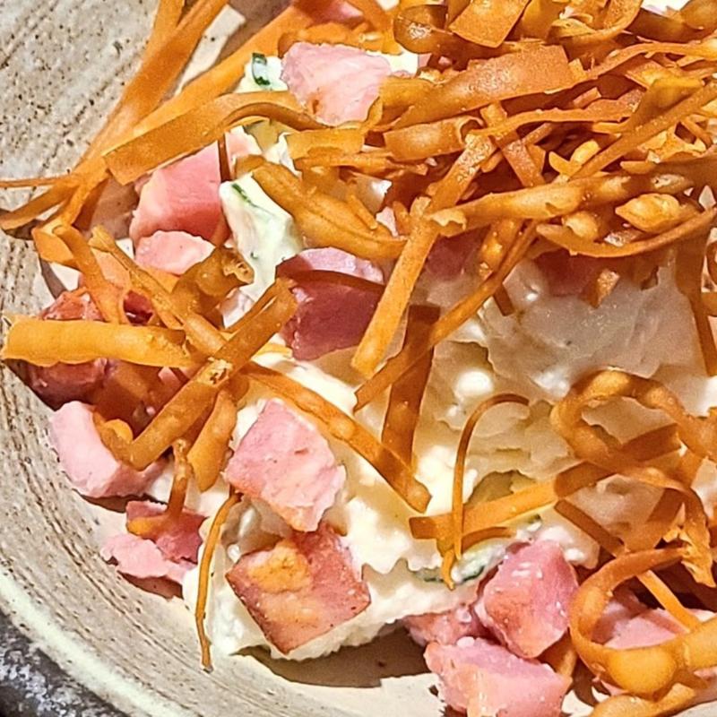 芋蔵のポテサラ(焼酎・黒豚 芋蔵 池袋東口店)