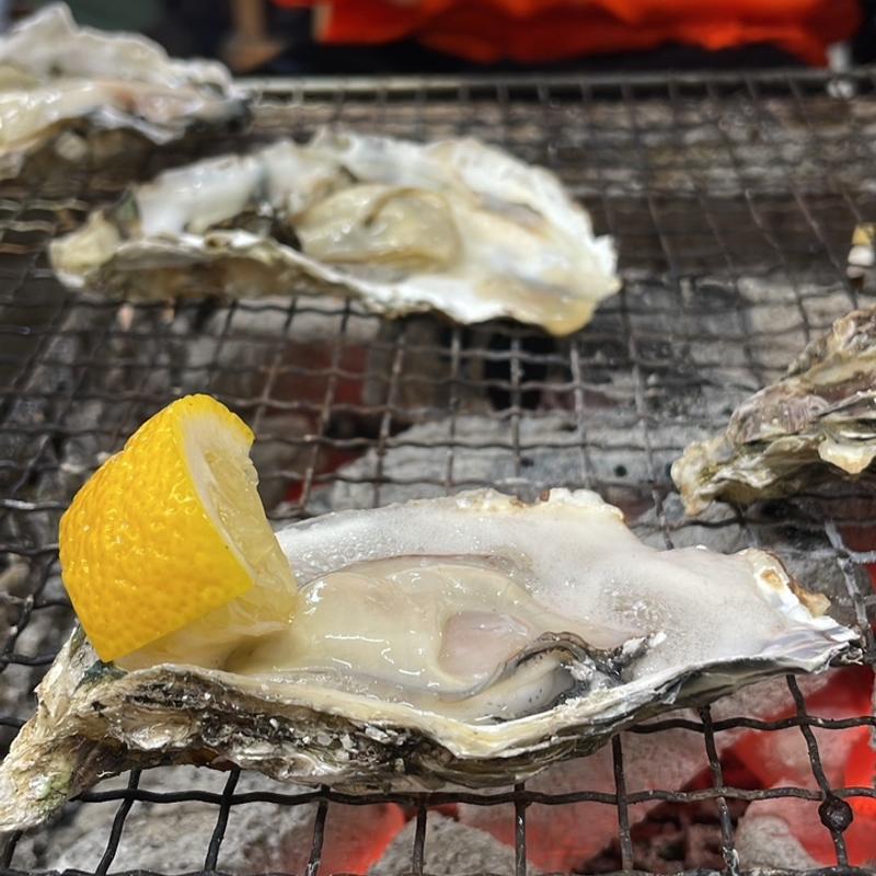 牡蠣(カキハウス マルハチ)