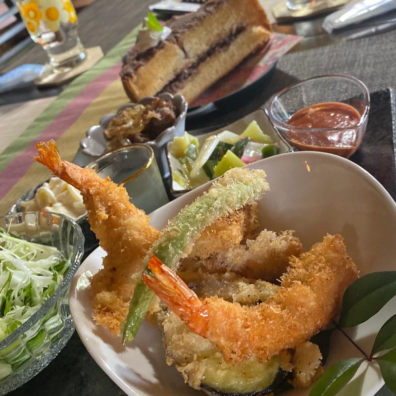 ランチ（パン）(暖手巣 かえるのお宿)