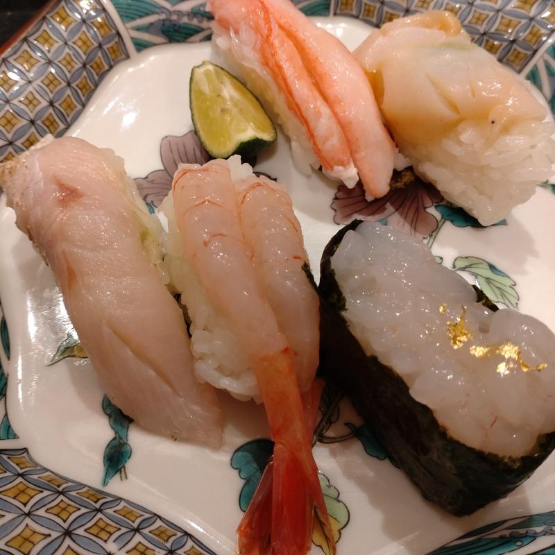 (金沢まいもん寿司 上野)