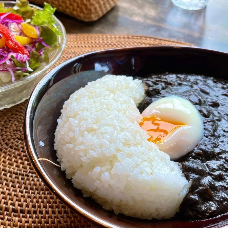 豚肉のスパイシー黒カレー(茶ノ木カフェ)
