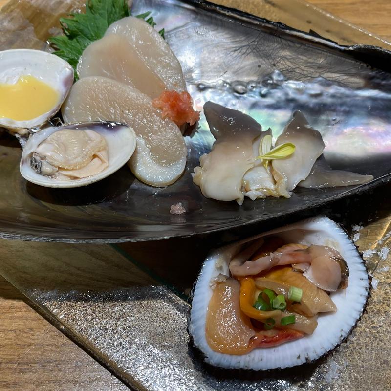 貝の刺身盛り合わせ(はまぐり料理 利他)