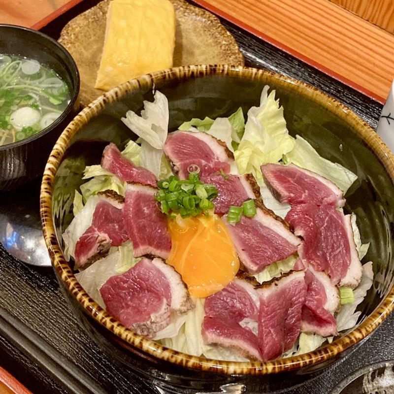 鴨たたき丼ぶり定食(河内鴨とふぐの橙)
