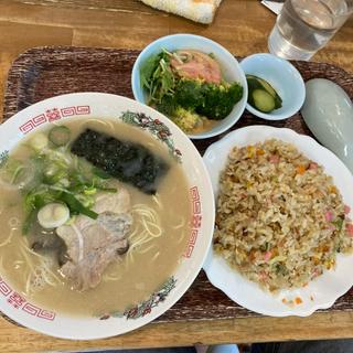 (うちだラーメン)