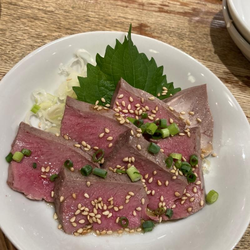 (日本再生酒場 もつやき処い志井 博多店)