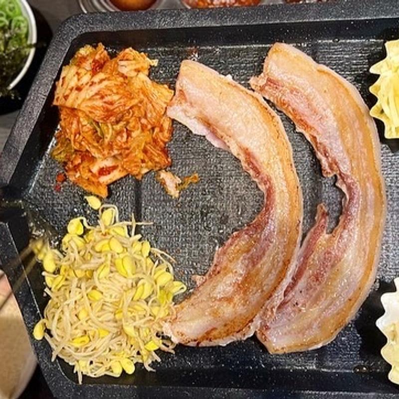 サムギョプサル(豚星（ブタボシ）)